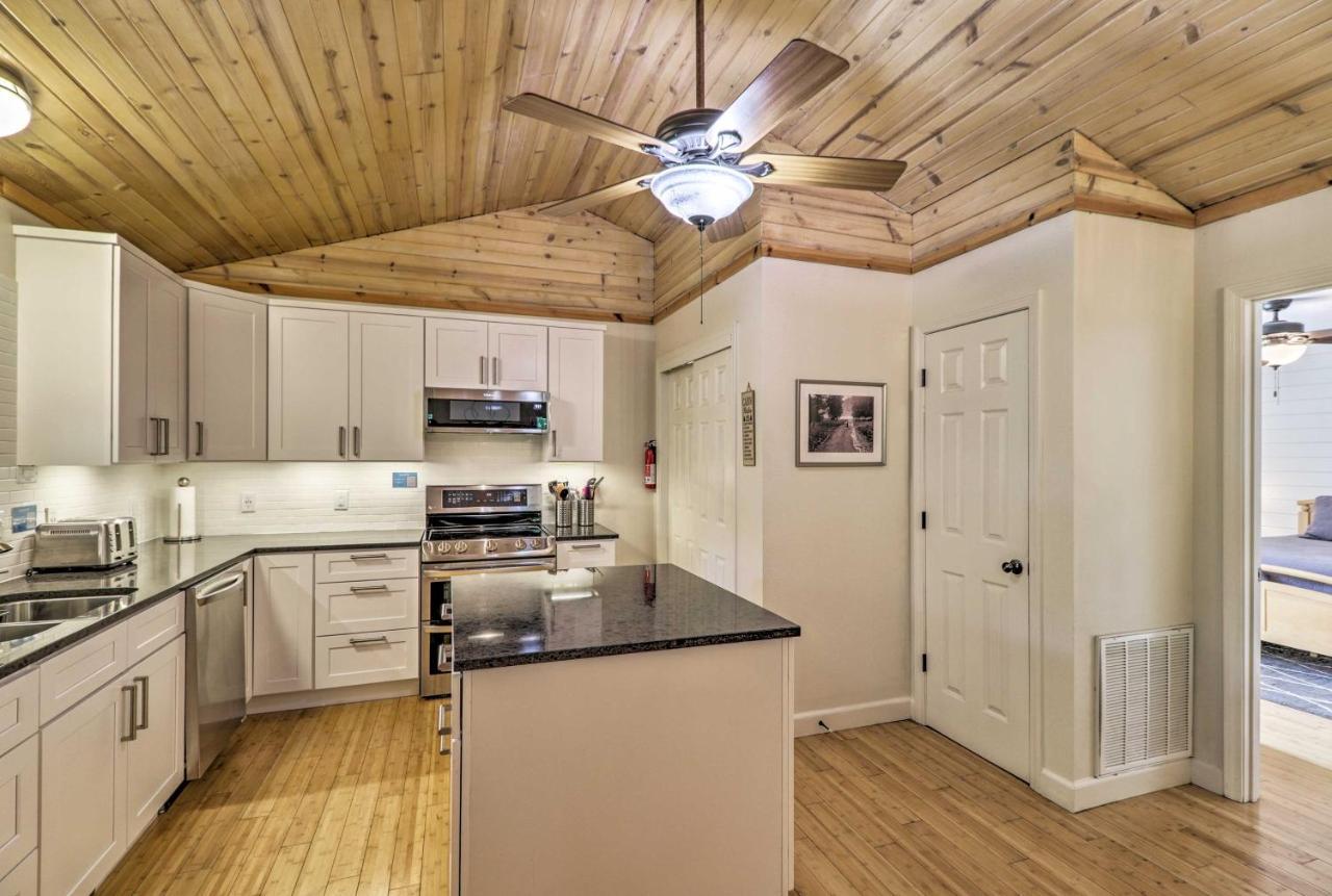 Creekside Hideaway With Fire Pit And Creek Access! Vila Mountain View Exterior foto