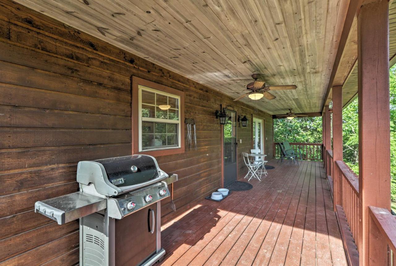 Creekside Hideaway With Fire Pit And Creek Access! Vila Mountain View Exterior foto
